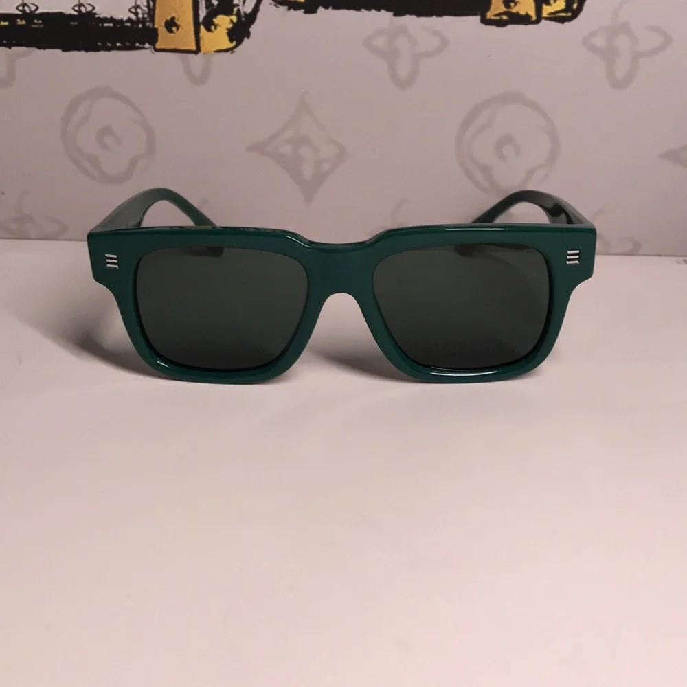 New Authentic Burberry BE4394 4059/71 Sunglasses
